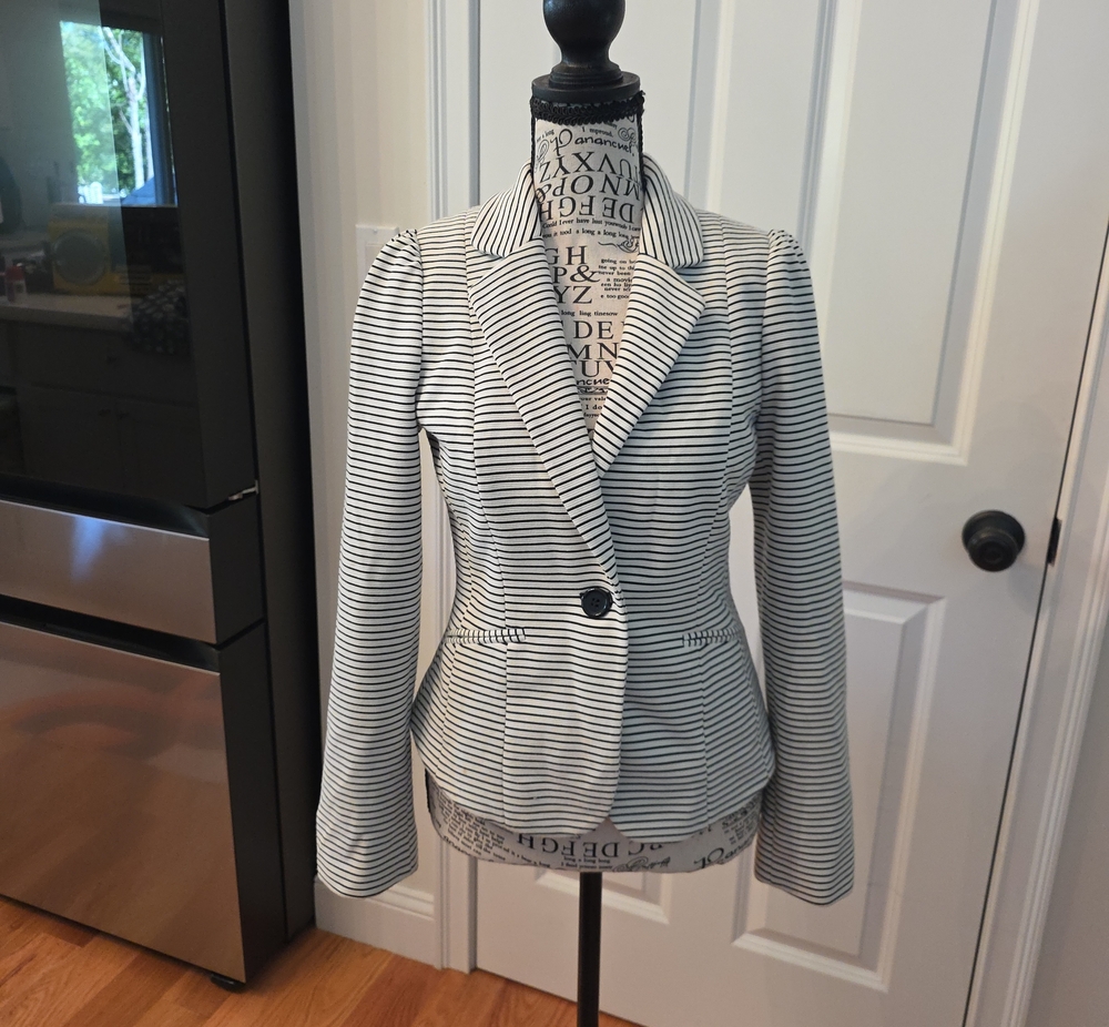 Forever 21 Black & White Striped Single-Button Blazer